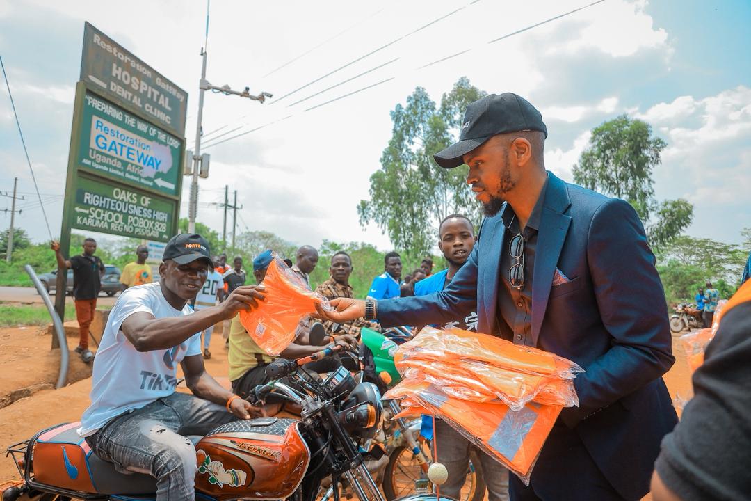 Pictorial: Fortebet gifts Bweyale, Kigumba, Karuma, Kiryandongo with amazing goodies